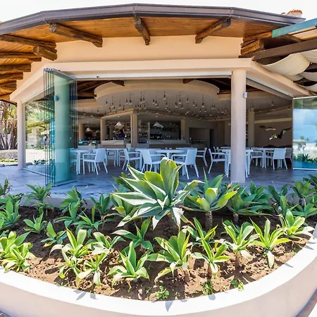 Villaggio Il Gabbiano 4* קאפו ואטיצ'אנו