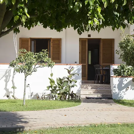 Villaggio Il Gabbiano 4* קאפו ואטיצ'אנו