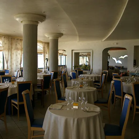 Villaggio Il Gabbiano אתר נופש קאפו ואטיצ'אנו